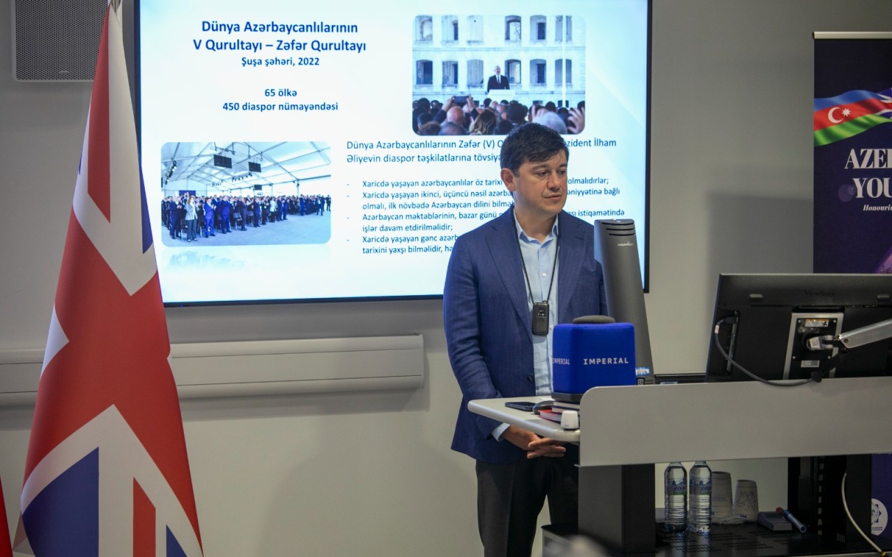 Fuad Muradov Londonda forumda iştirak edib  -
